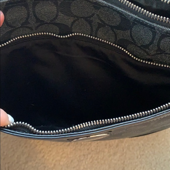 Coach Crossbody Bag - Picture 4 of 9